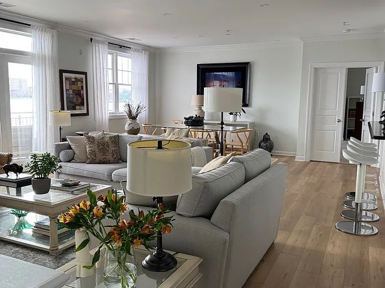 305 Brooke Ave #103 — Photo 3