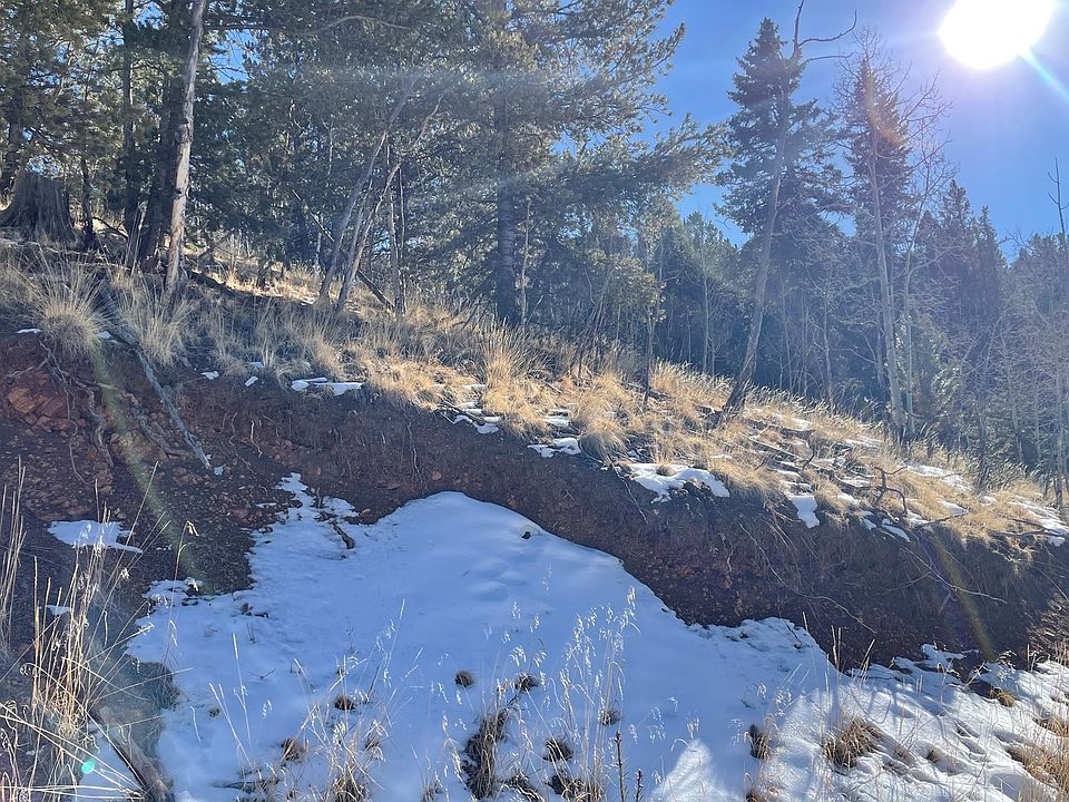 2nd image of 518 Willow Rd