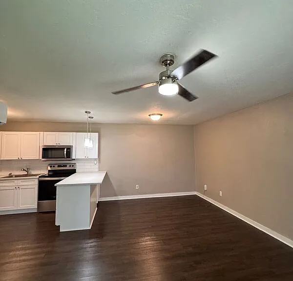 1617 N Jefferson Ave #3 — Photo 2
