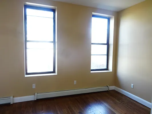 Rented by Blue Egg Realty Corp | media 20