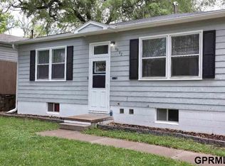 6642 A St, Omaha, NE 68106