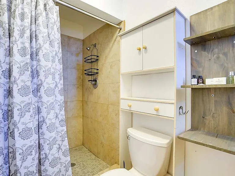 712 N Ochoa St #D — Photo 7
