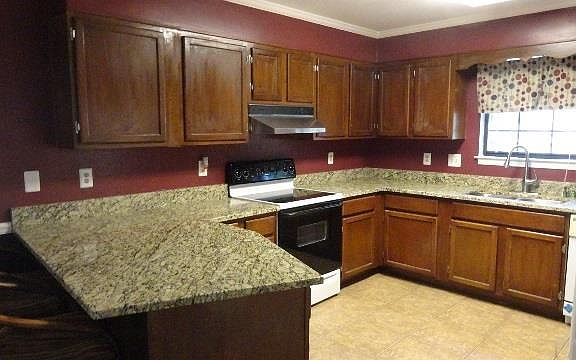 5th image of 847 Amberway Dr