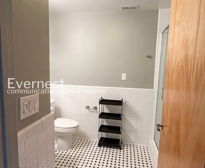 1 W 5th St #302 — Photo 13