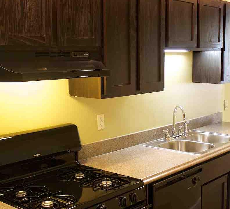 1st image of 219 W 38th St #2gy61xpf5