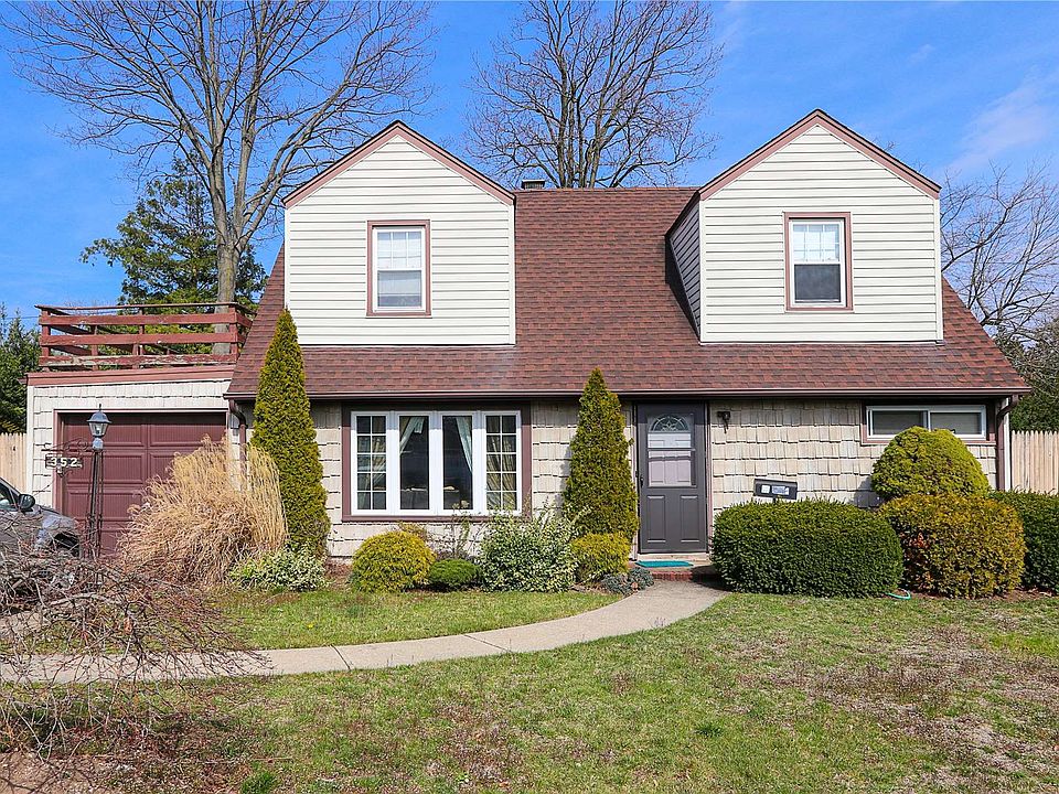 352 Ivy Avenue, Westbury, NY 11590 Zillow