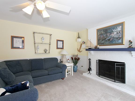 5th image of 5173 Barcroft Ct