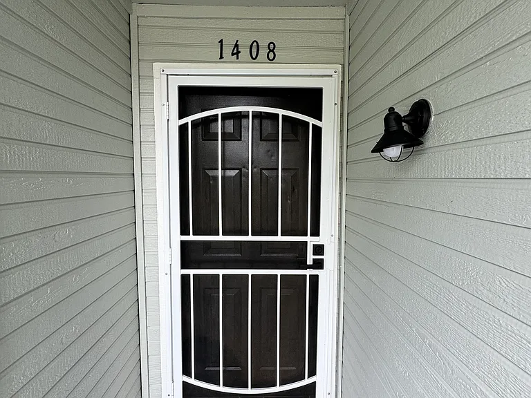 2400 Eilers Ln #1408 — Photo 3