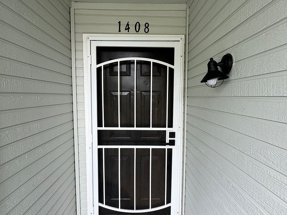 1st image of 2400 Eilers Ln APT 1408