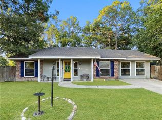 107 Saint Anne Cir, Covington, LA 70433