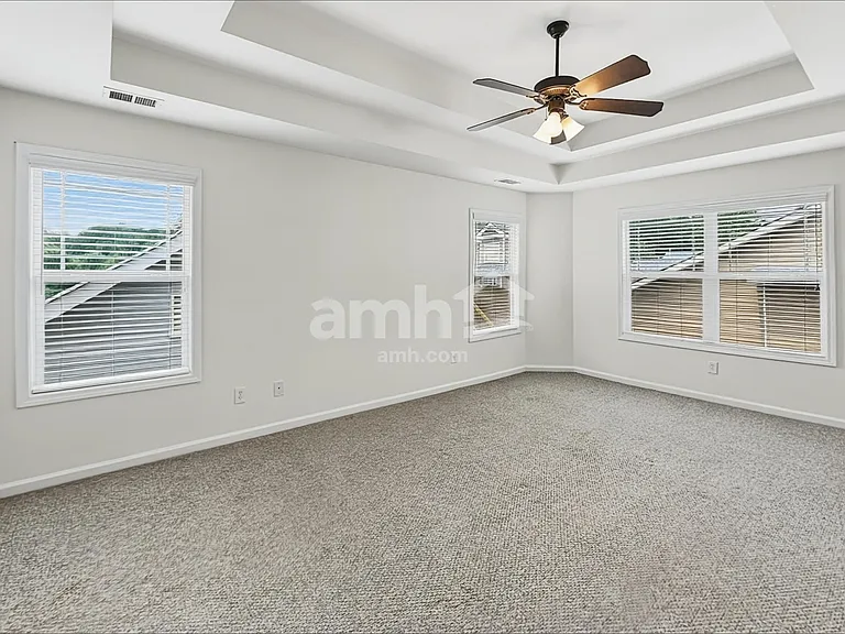 302 Harmony Lake Dr — Photo 11