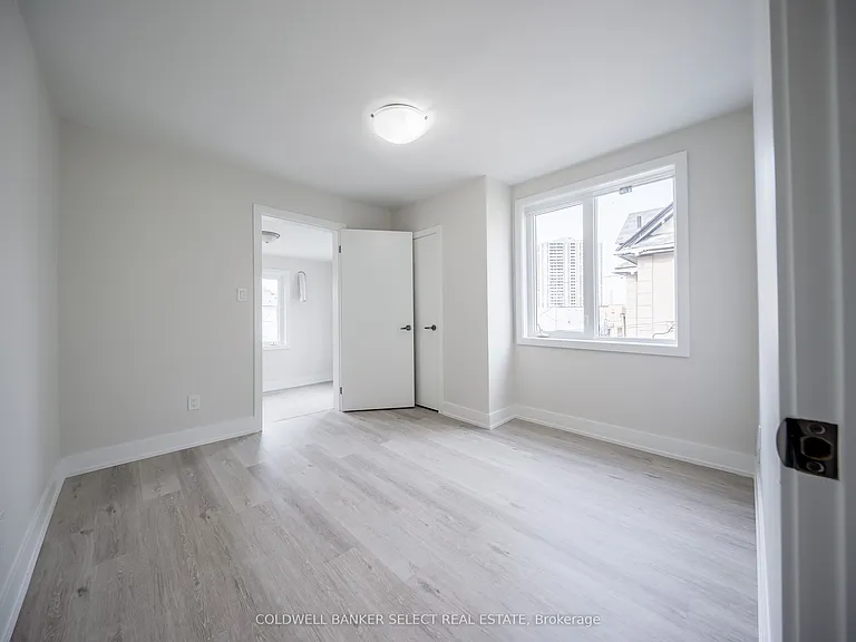 1680 Weston Rd — Photo 20