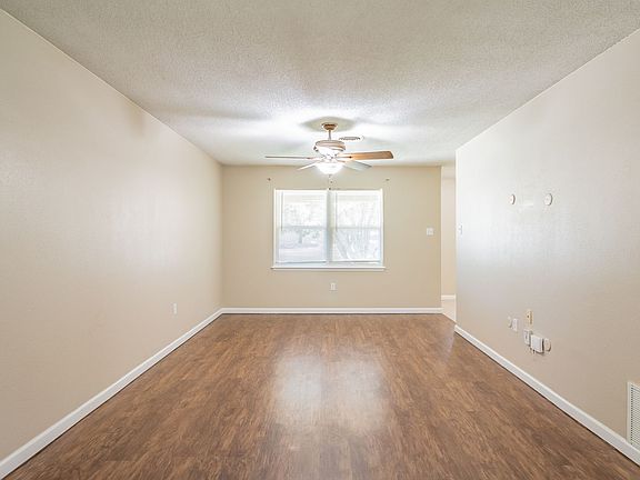 4th image of 4407 61st St
