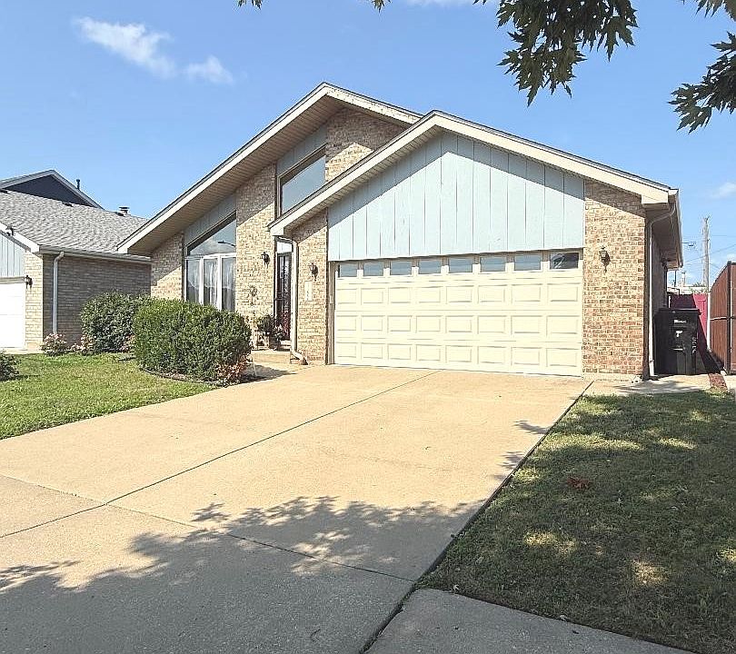 2nd image of 11606 S Ave N