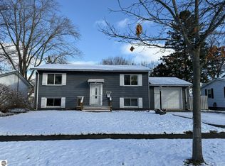 1029 Taylor St, Mount Pleasant, MI 48858