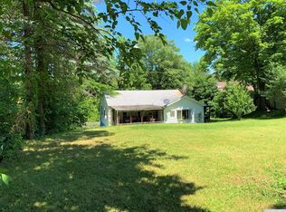 9 Clinton Ave, Catskill, NY 12414