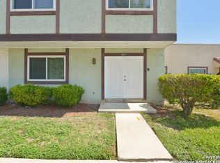 6607 Crown Rdg, San Antonio, TX 78239