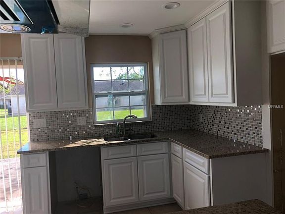 2nd image of 555 Floral Dr