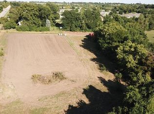 23803 W 71st St, Shawnee, KS 66227