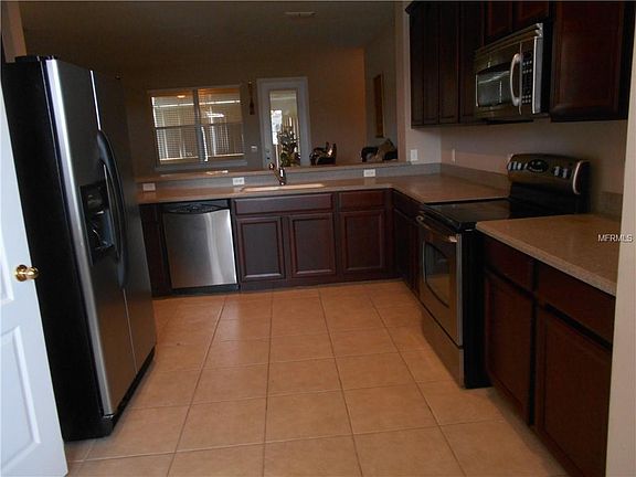 3rd image of 3060 Stonington Run