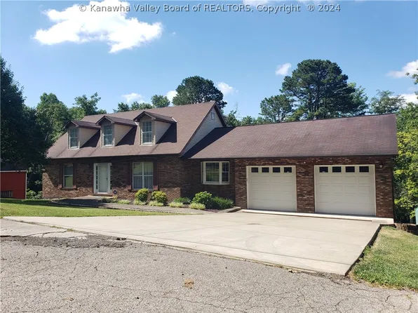 714 Green Rd, South Charleston, WV 25309