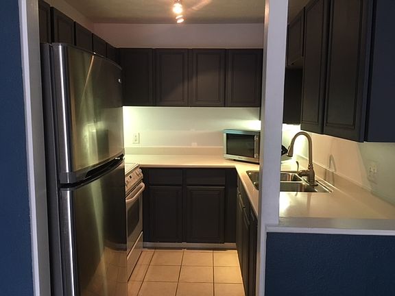 3rd image of 46-063 Emepela Pl APT O207
