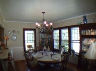 626 S Jefferson St, Woodstock, IL 60098