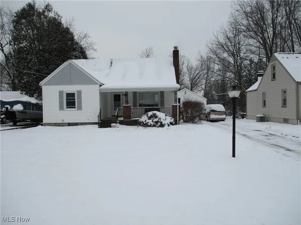 66 Benton Ave, Youngstown, OH 44515