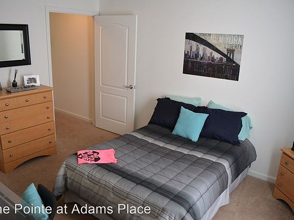 5th image of 3000 S Adams St #9047514