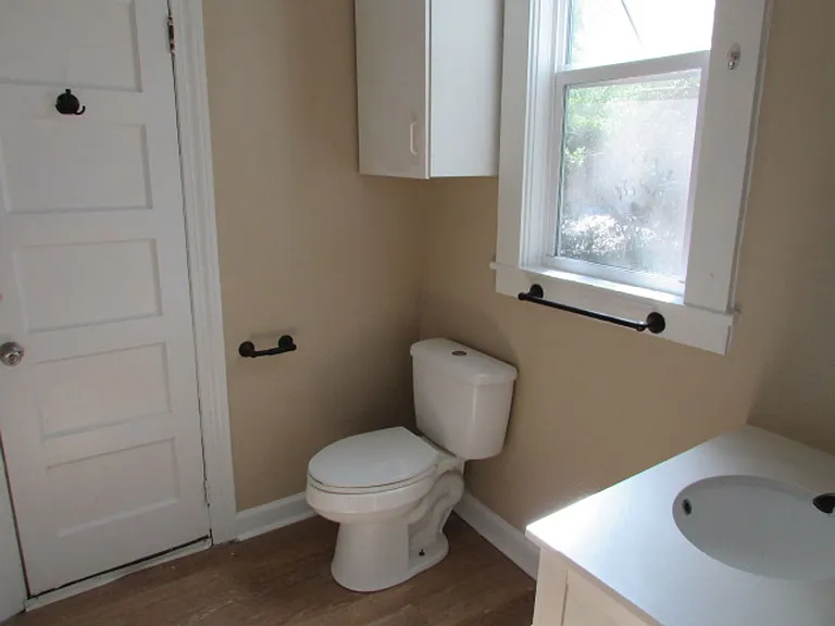 7 Morgan Ave #A-B — Photo 6