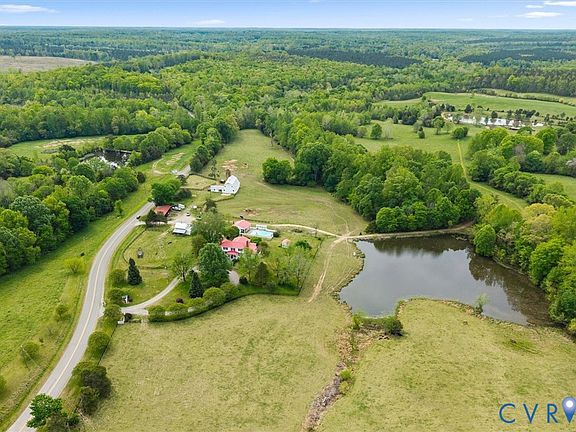 4th image of 2625 Old Tavern Rd