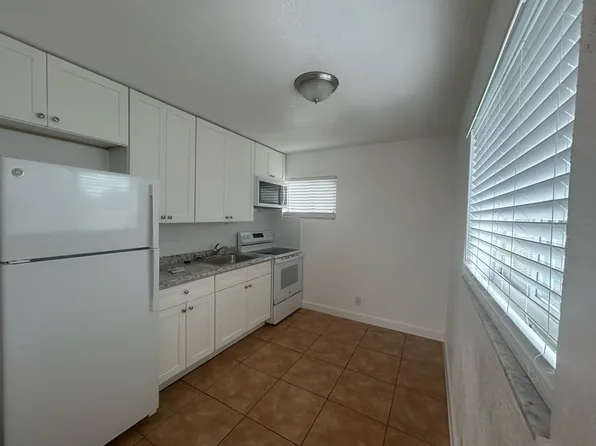 715 NW 6th Ave APT 6, Pompano Beach, FL 33060