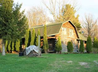 11233 W Saint Charles Rd, Sumner, MI 48889