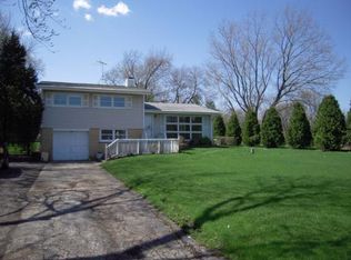 1106 N Waterman Ave, Arlington Heights, IL 60004