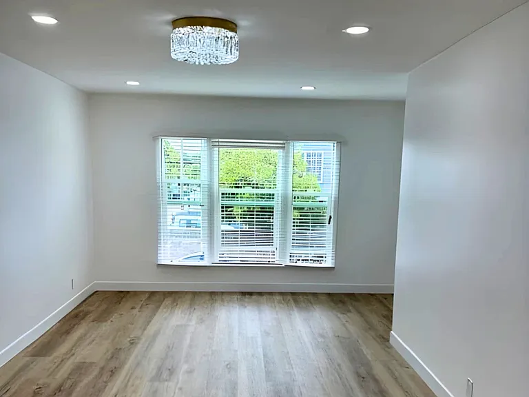1802 Ocean Park Blvd — Photo 7
