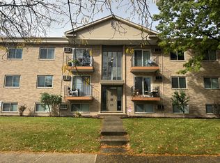 4800 Broadview Rd #1, Cleveland, OH 44109