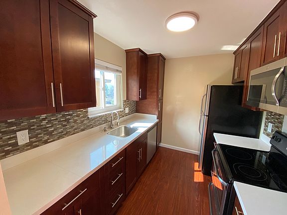 5th image of 1100 Village Dr APT 25