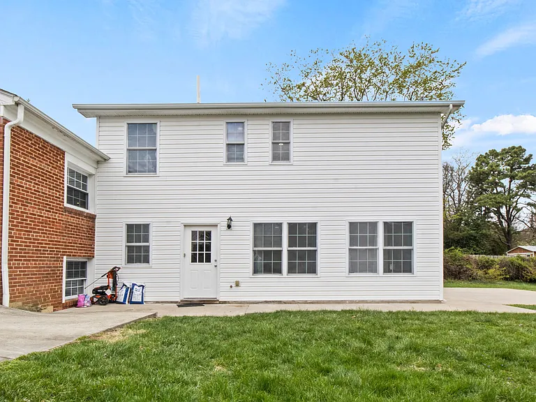 3412 Clayborne Ave — Photo 24