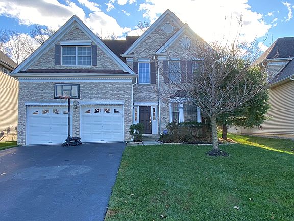 2nd image of 40 Greylynne Dr