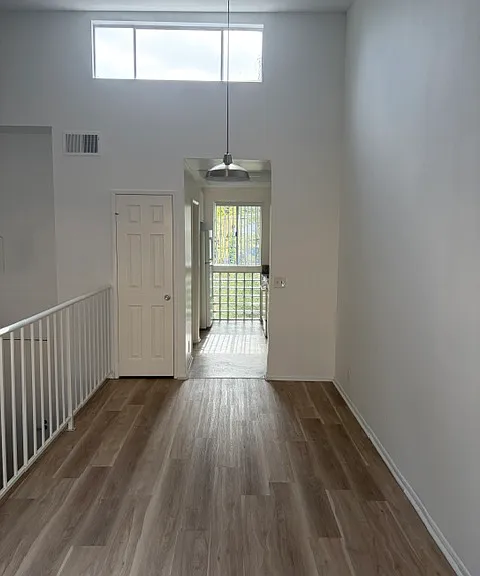 450 N Van Ness Ave #105 — Photo 3