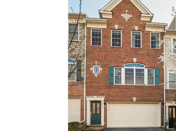 47567 Royal Burnham Ter, Sterling, VA 20165