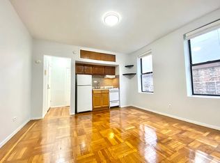116 E 83rd St #4B, New York, NY 10028