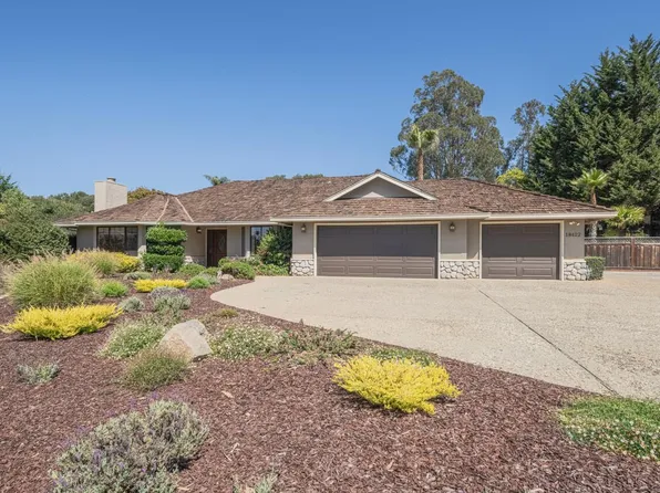 18422 Meadow Ridge Rd, Salinas, CA 93907