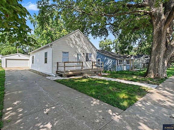 3rd image of 1244 State St