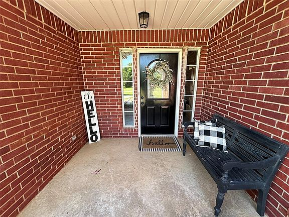 4th image of 12 Northwood Dr