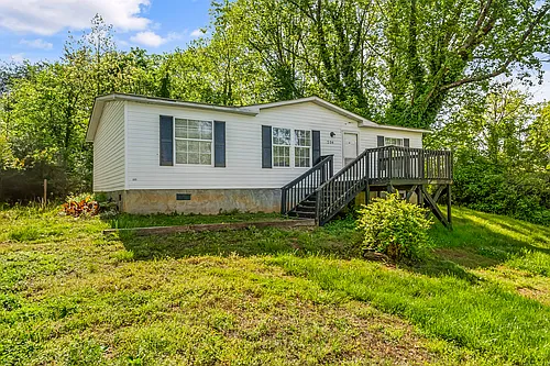 204 Air Park Dr Photo 1