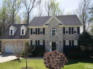802 Oldwyck Dr, Fuquay Varina, NC 27526