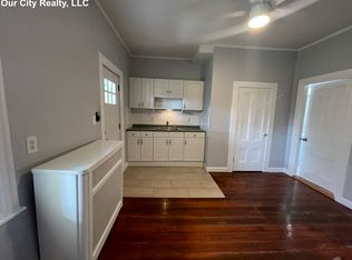 253 Pleasant St #1L, Arlington, MA 02476