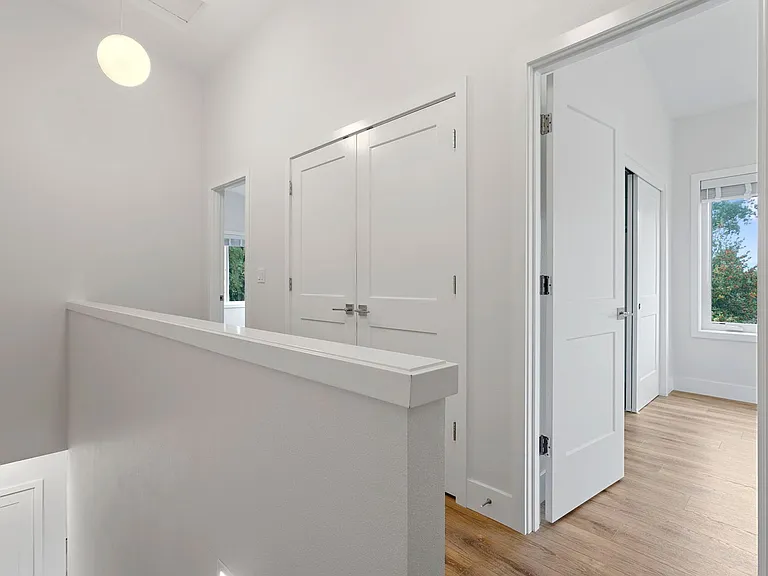 4808 SE Franklin St — Photo 6