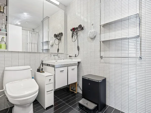 252 South Street image 11 of 13